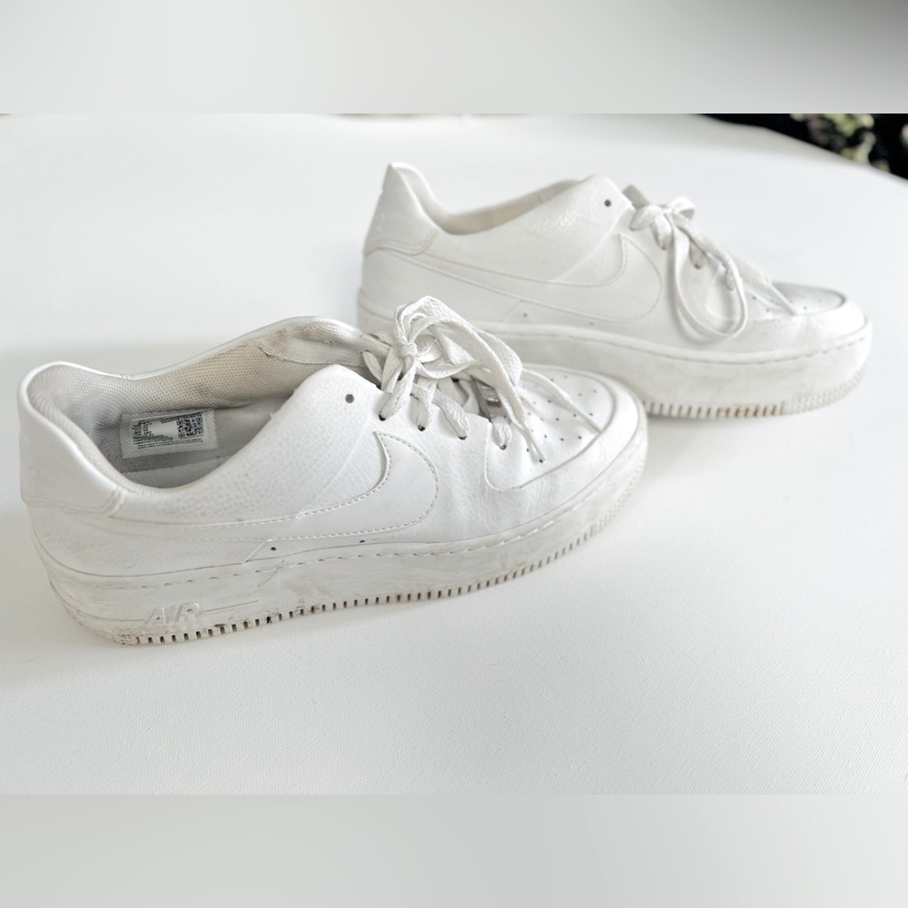 Air Force 1 AF1 women’s platform size 9